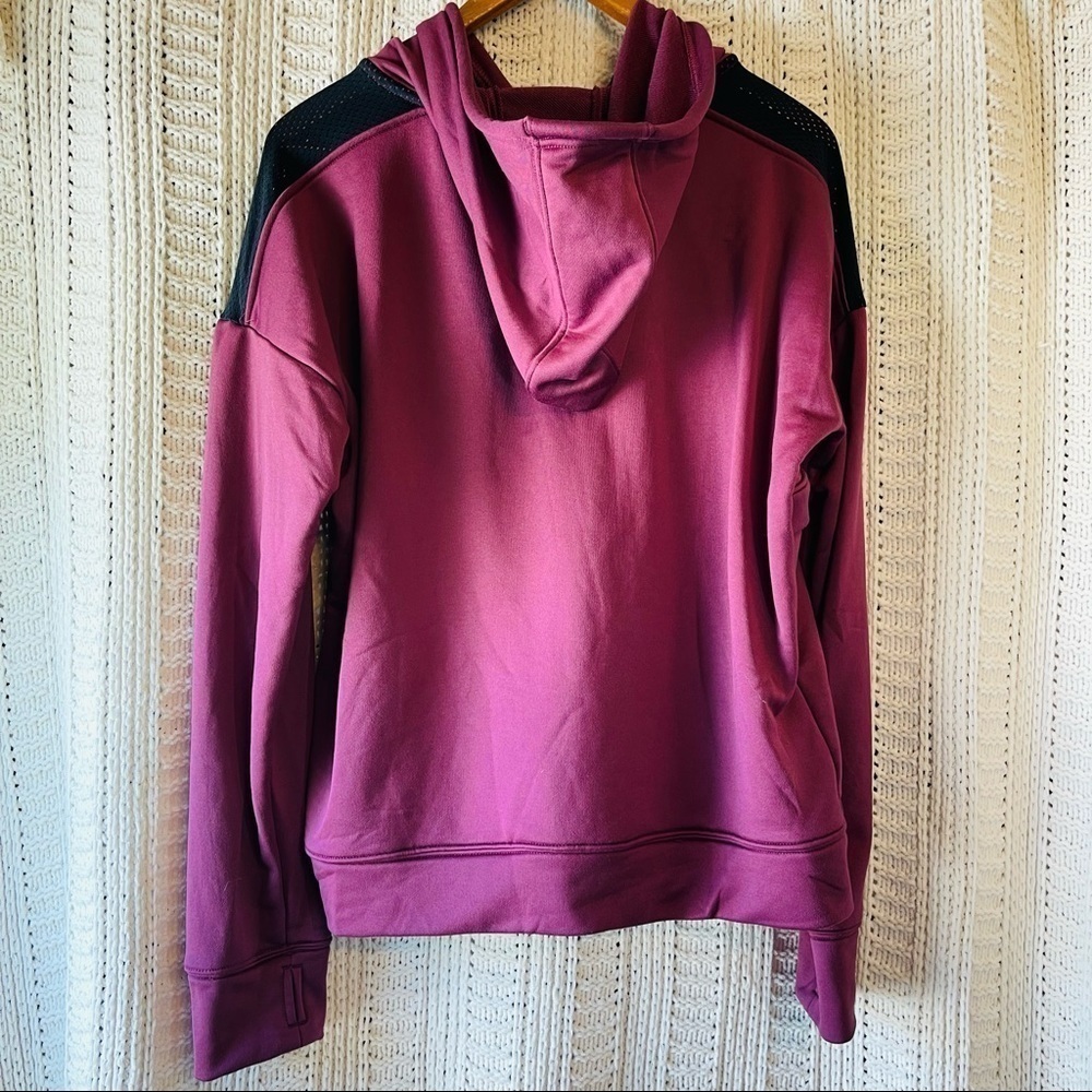 Under Armour Pull Over - image 6